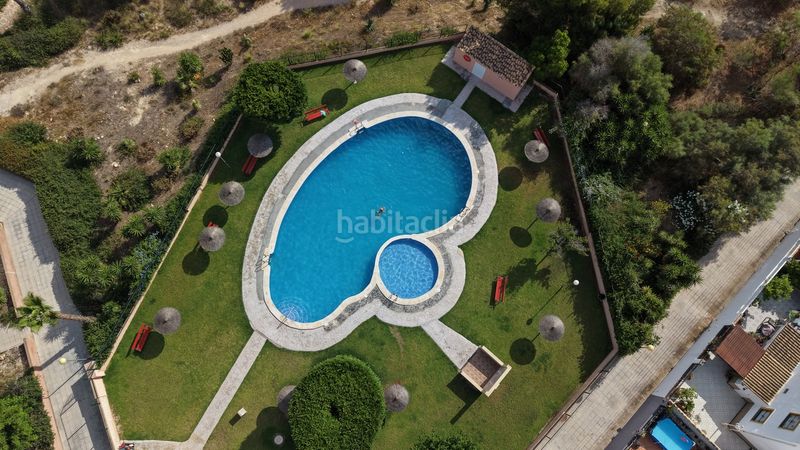 Foto 3282018a-49f6-46b1-a66a-1d388408f51d. Casa amb aparcament a Playa Flamenca Orihuela
