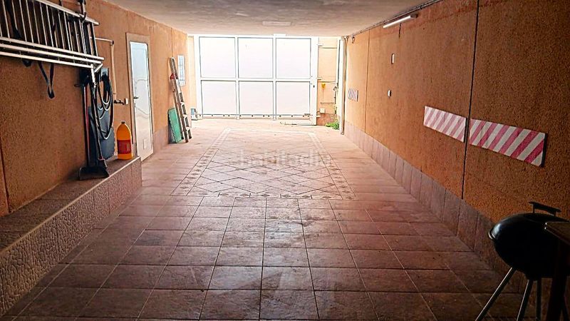 Foto cbad75d5-9ae6-49c6-b161-edcb9fe27dd6. Casa amb aparcament a Playa Flamenca Orihuela