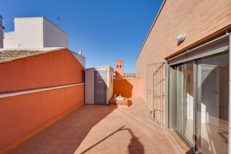 Foto 4611c3c7-8551-4978-a518-d0fc8de60d57. Casa amb aparcament a Benejúzar