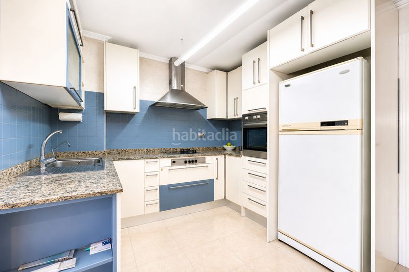 Foto b860d9c4-1684-45cb-9009-8173eeeddaef. Casa amb aparcament a Benejúzar