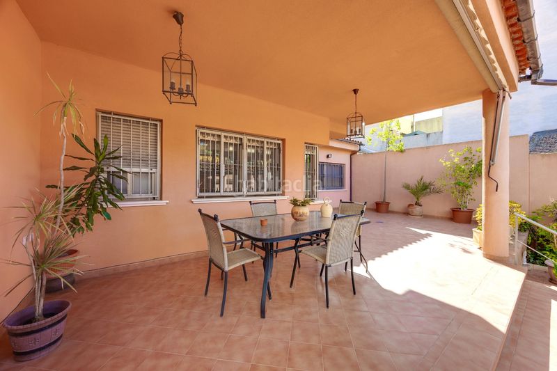 Foto eb92708a-e65f-43c6-a935-e7da6f96570f. Casa amb aparcament a Benejúzar