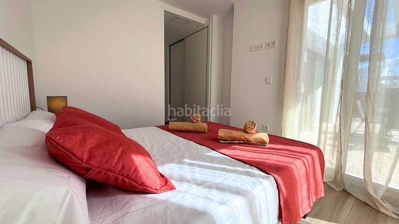 Foto c7d5cc2f-d514-4361-ba32-cfbcf4f6700a. Casa adossada amb piscina a Cortes-Huertas Madrid