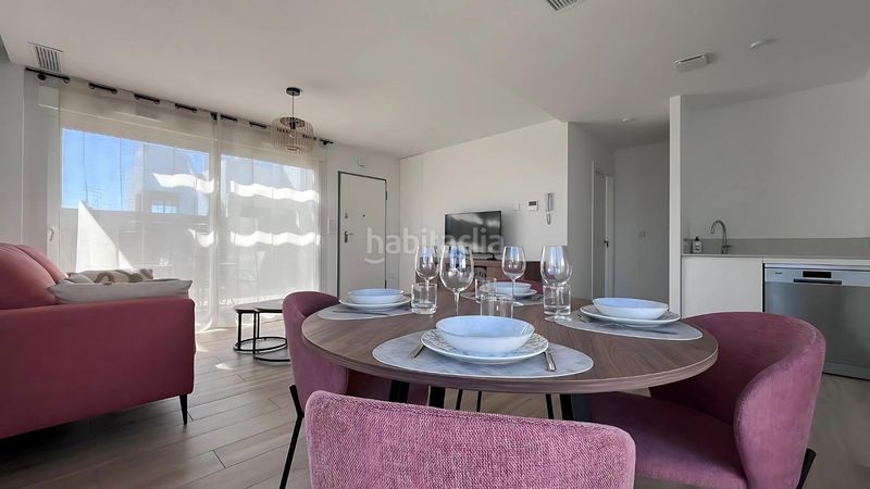 Foto f13535d8-c938-4c8a-9dd3-d70a225b95ad. Casa adossada amb piscina a Cortes-Huertas Madrid