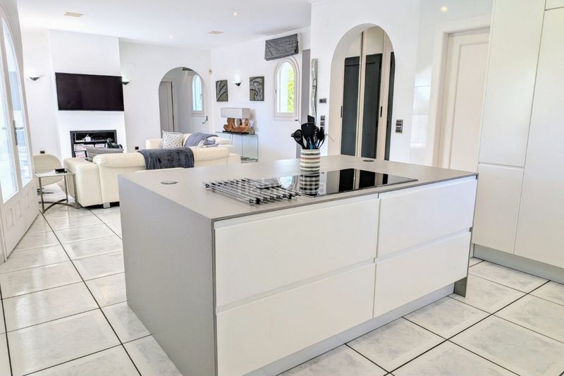 Foto 4b7a2c0a-1a99-4a56-ac98-06b49854ce4b. Casa amb aparcament a Casco Urbano Moraira