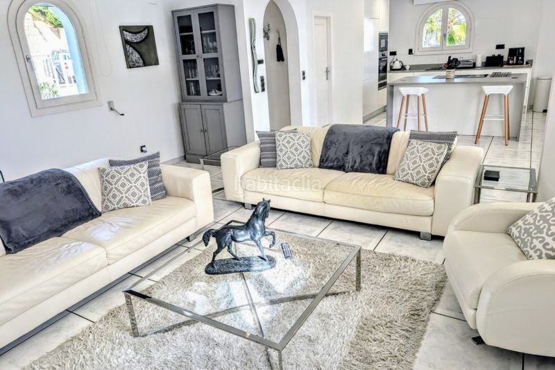 Foto c4c2a435-6578-44ed-bca2-029042237f65. Casa amb aparcament a Casco Urbano Moraira