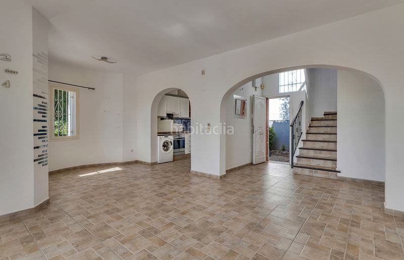 Foto 1ddd58e7-c750-4ba9-9f15-482d6ce2132a. Casa amb piscina a Beniarbeig