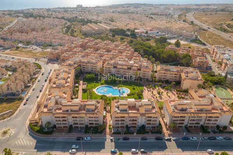 Foto 245fcef3-fc92-4199-b4d9-c6e045624525. Appartement mit parking in Playa Flamenca Orihuela