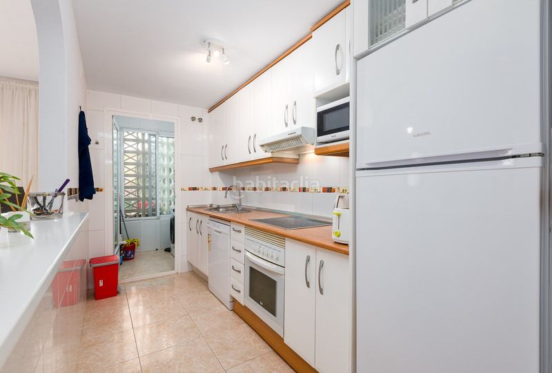 Foto 954bdfb8-09bd-48c8-8c2a-f1b0d2e014ad. Appartement mit parking in Playa Flamenca Orihuela