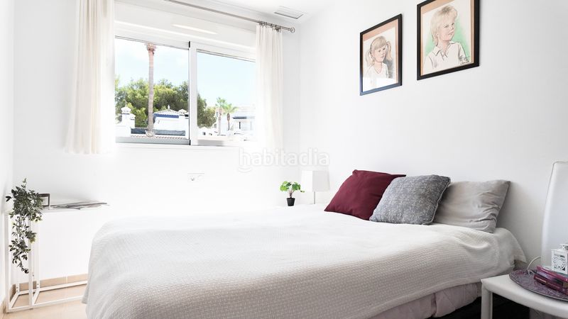 Foto 38ef726c-439e-494e-9252-bfff8829492c. Appartement mit parking in Villamartín-Las Filipinas Orihuela