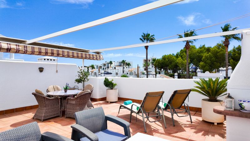 Foto 4f619aee-db14-4e0e-9484-01062ac28d6e. Appartement mit parking in Villamartín-Las Filipinas Orihuela