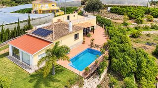 Masia a Altea la Vella