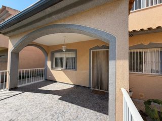 Casa a Santiago de La Ribera