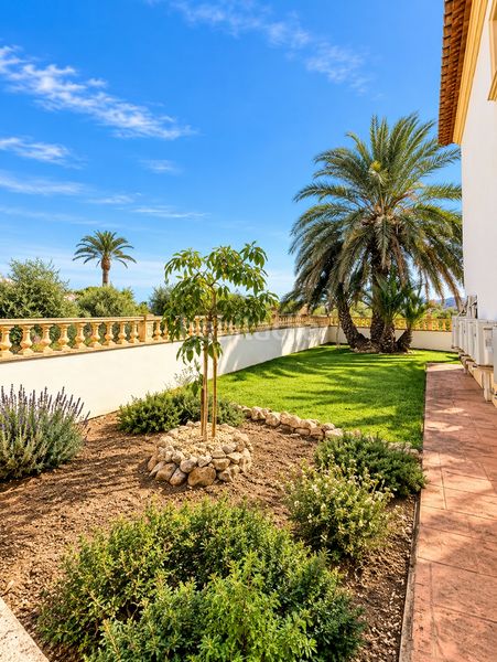 Foto 45c7521f-ca97-486f-9973-e93b44a6aae1. Casa en Beniarbeig
