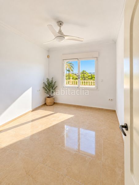 Foto c096f189-eab9-4425-9fdb-0432b26e016c. Casa en Beniarbeig