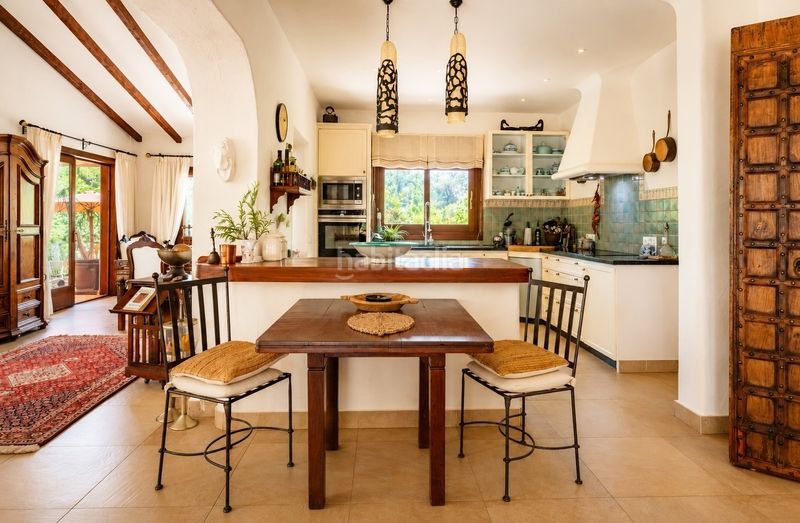Foto a6d41de3-8b75-4d82-a062-740be8d26018. Casa a Puerto Xàbia