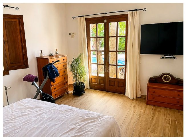 Foto c2cf3cca-c6e7-44a1-8cd1-1e1c7d6d979b. Casa a Paichi Moraira