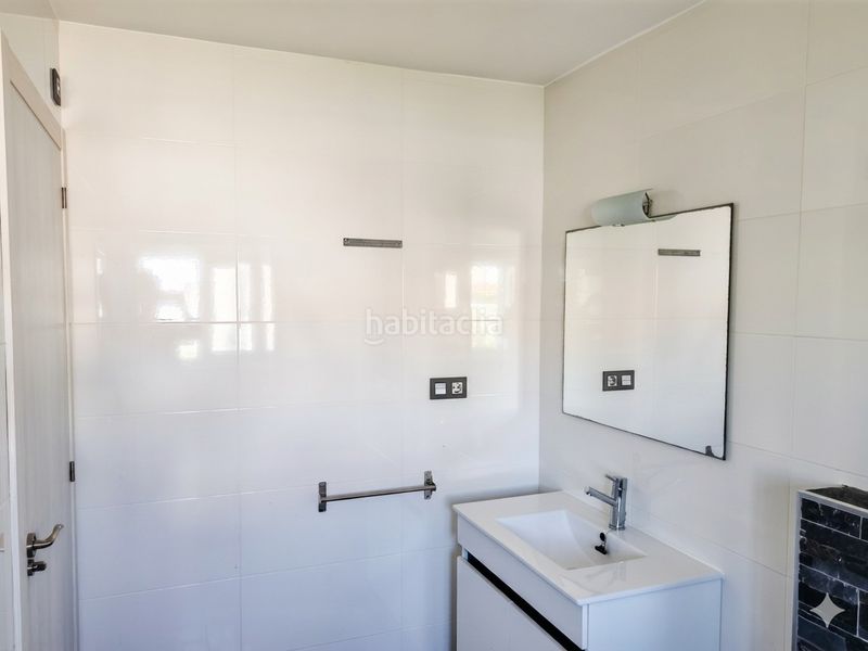 Foto c9a1522d-48f8-4f10-af3e-11fec969928a. Casa amb aparcament a Puerto Xàbia