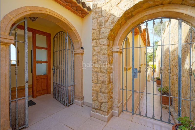 Foto c172672a-3ed5-4218-8ae7-4823e13444f1. Casa a Puerto Xàbia