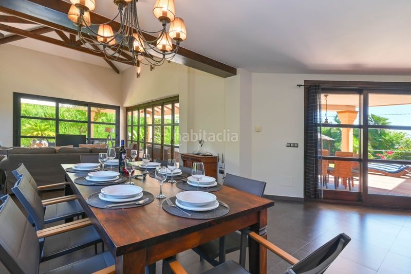 Foto 6e597b5f-a84e-4f2a-82d2-5155e788826e. Casa amb xemeneia aparcament a Beniarbeig