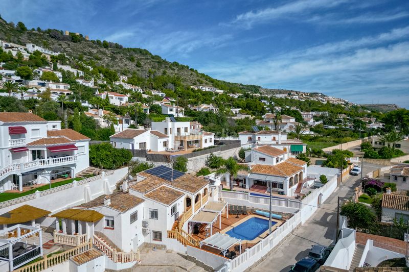 Foto ce85542c-bb38-4748-a0b5-647976956e66. Casa a Puerto Xàbia