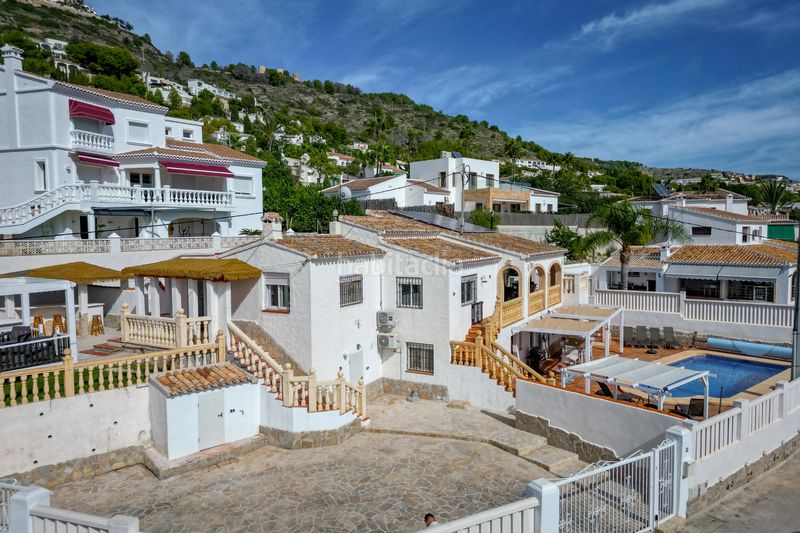 Foto d1634584-a92b-45f6-b169-1b27af072073. Casa a Puerto Xàbia