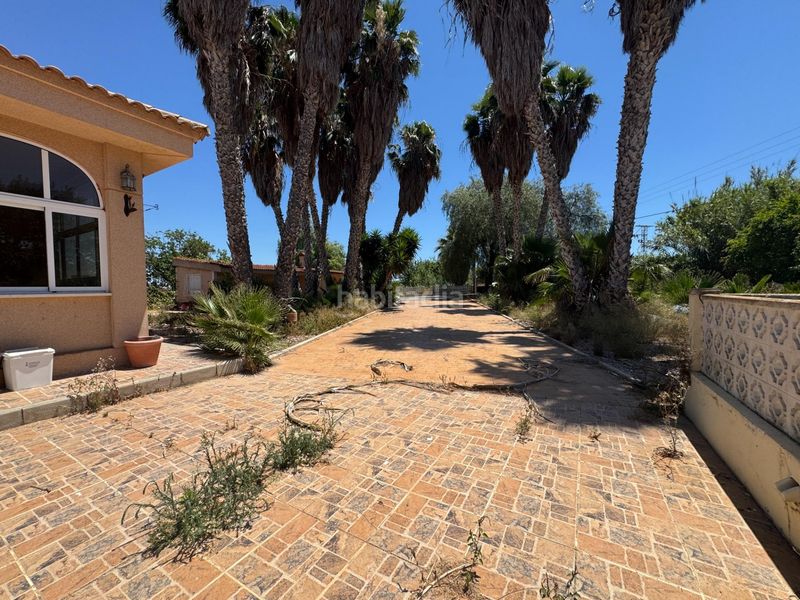 Foto 982b7220-a2ce-4bd6-ad15-fa0163edb870. Masia amb piscina a Dolores