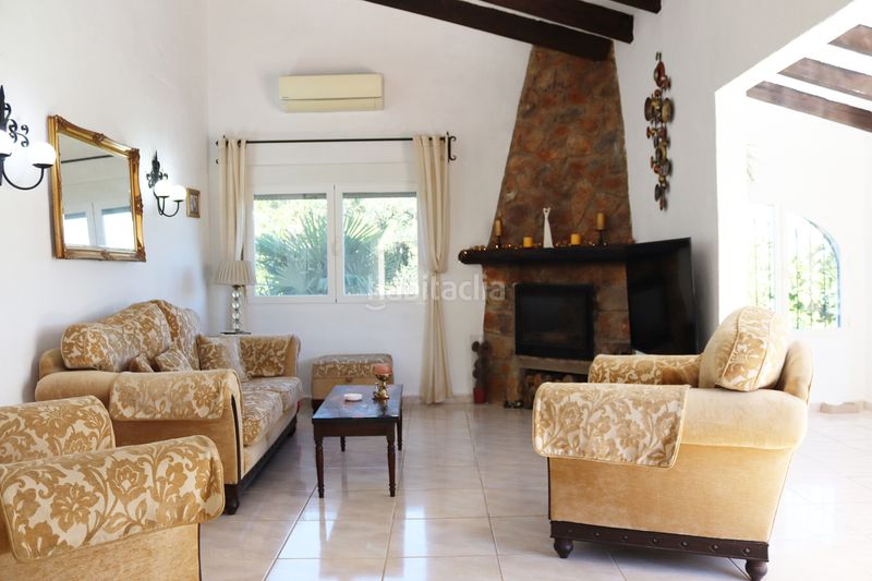 Foto 75a00d35-f27c-4610-82f2-c3f94f4c7fe6. Casa amb piscina a Orba