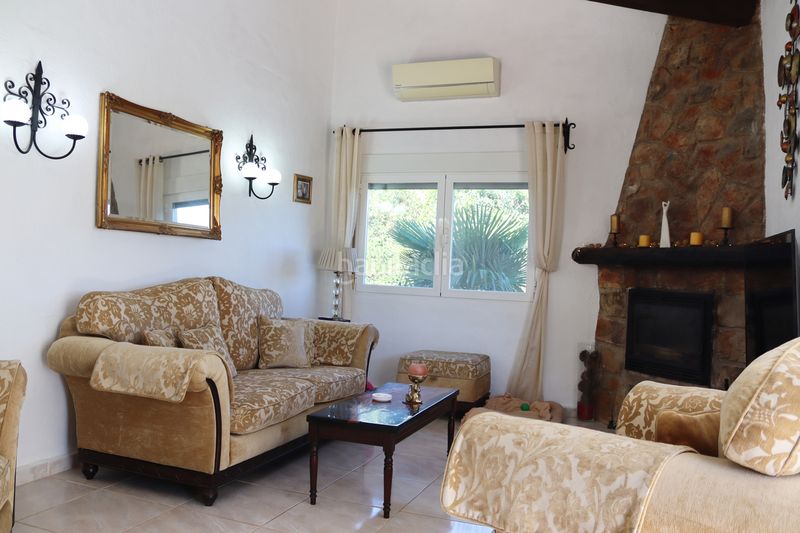 Foto f55f0a6e-af0f-40e2-8bb7-a07a622e9d2f. Casa amb piscina a Orba