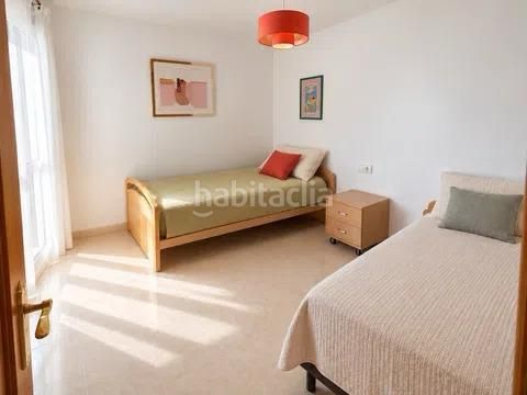 Foto fa1d3ade-85ba-4996-b3ff-f2ba837743d0. Apartament a Puerto Xàbia