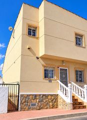Casa adossada a La Marquesa