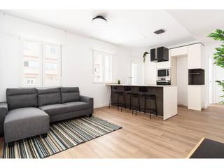 Pis  María lostal 25. Piso en venta en zona camino de las torres