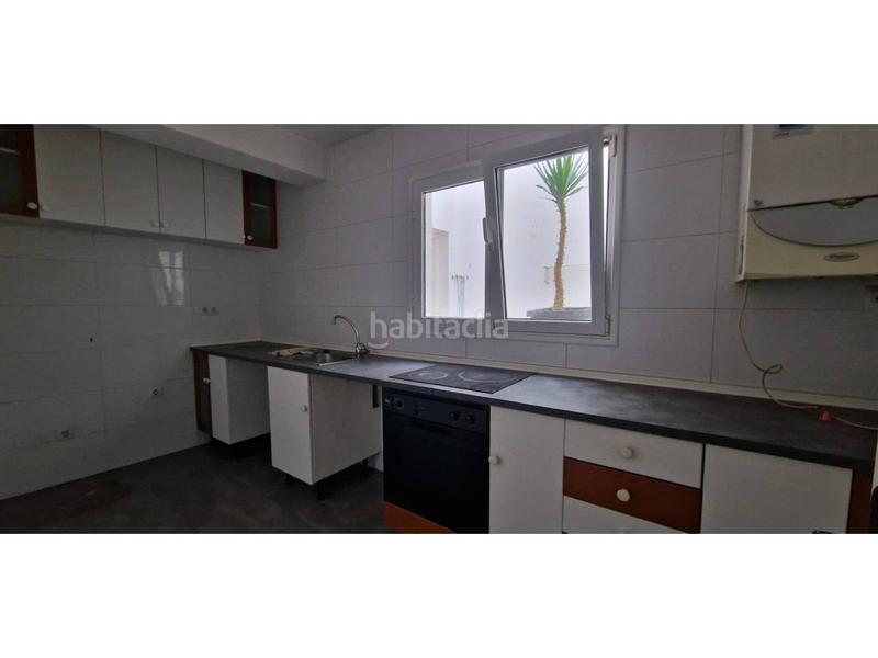 Foto e3cfbc5a-e876-4ff1-a17a-20cd2da15142. Appartement dans nuestra señora de covadonga 39 dans Zaragoza