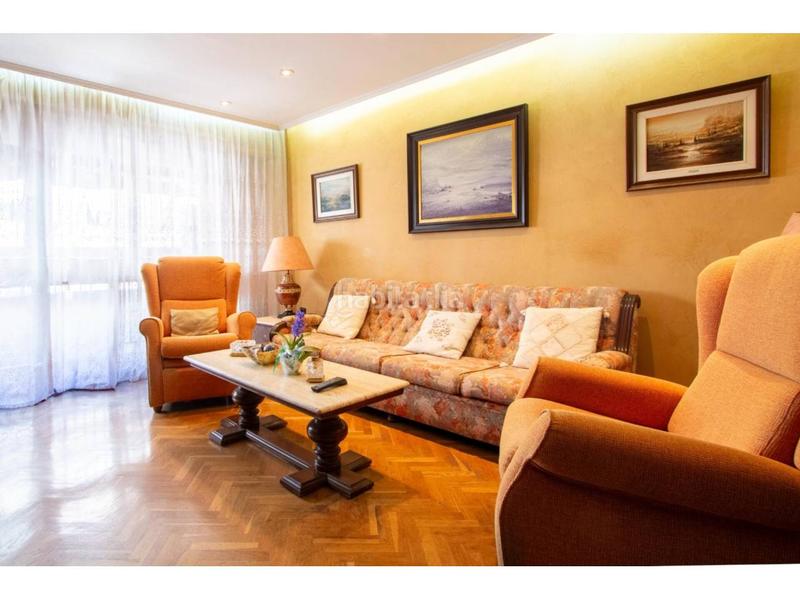 Foto fa27b19b-50bc-4263-9c53-49d824acf5ff. Appartement dans francisco de vitoria 25 dans Paseo Constitución - Las Damas Zaragoza