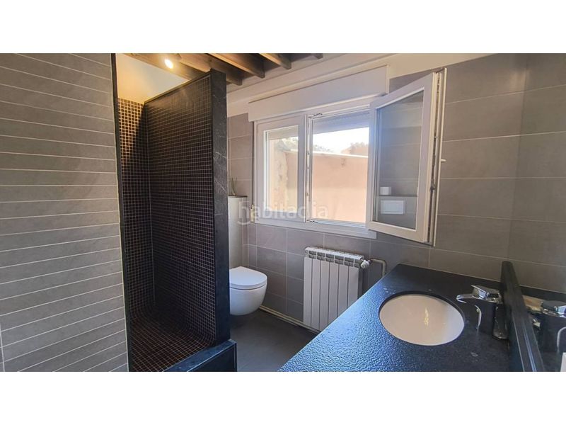 Foto e49aa1fc-52f2-4b08-8896-ce18119c7553. Casa amb calefacció a Juslibol Zaragoza