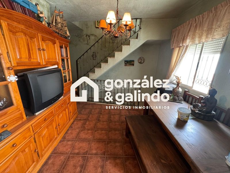 Foto bee36a2f-4020-46a0-a70a-a4a25701c606. Masia a Algámitas