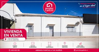 Pis a Arahal. Local comercial