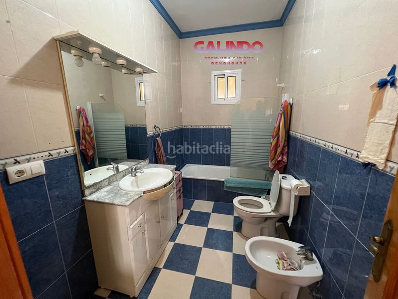Foto b7772102-9923-47d1-9314-0d754efd2d68. Chalet  vallever en Arahal