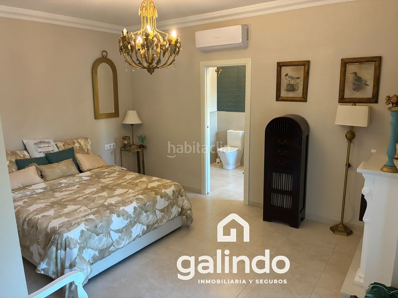 Foto 31c4e0c5-0a69-49fe-a87e-608fb2ff32d2. Chalet calle madrid 9 en Marchena