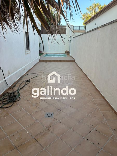 Foto 5da2a7b6-0a5c-4155-b131-6dc18143d423. Chalet calle madrid 9 en Marchena