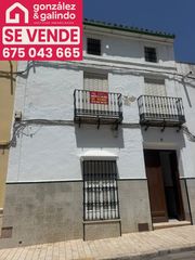 Mas à Gilena. Calle la cruz 32 gilena