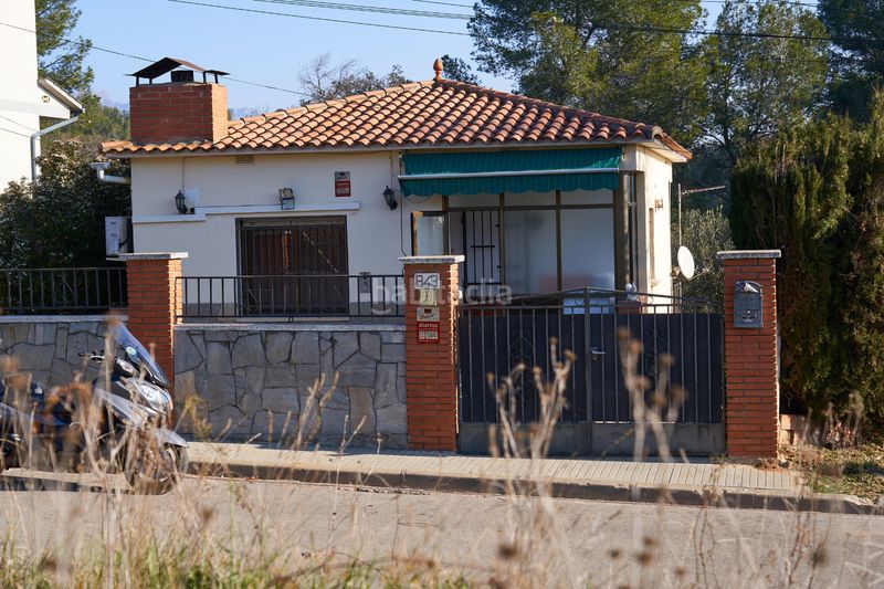 Foto 040f1289-7971-4a61-806e-e7fd9ad57f47. Casa amb piscina a Piera