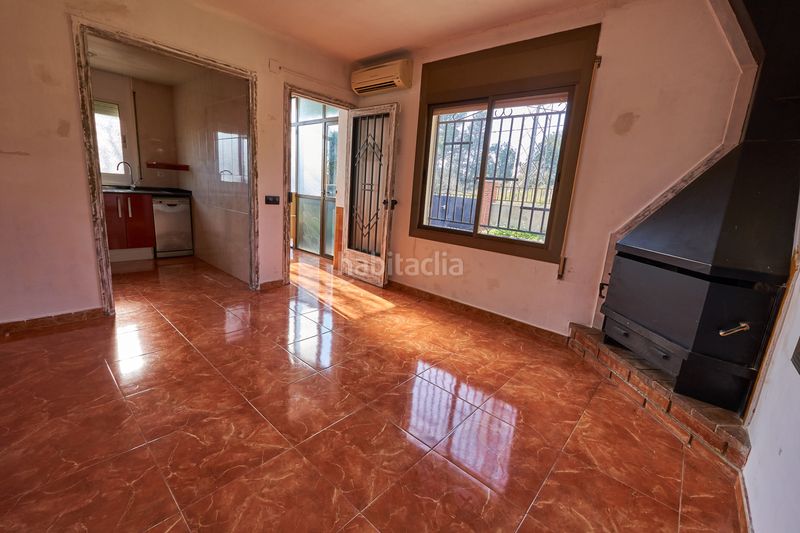 Foto d0c89f4f-4d40-45a3-af06-432aece40a8b. Casa amb piscina a Piera