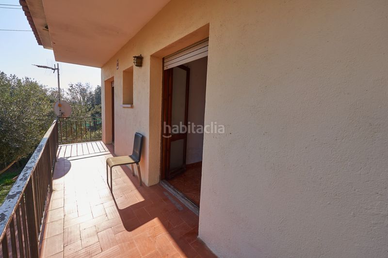 Foto d3a0a874-5190-4b51-aa76-d8117e2144d3. Casa amb piscina a Piera