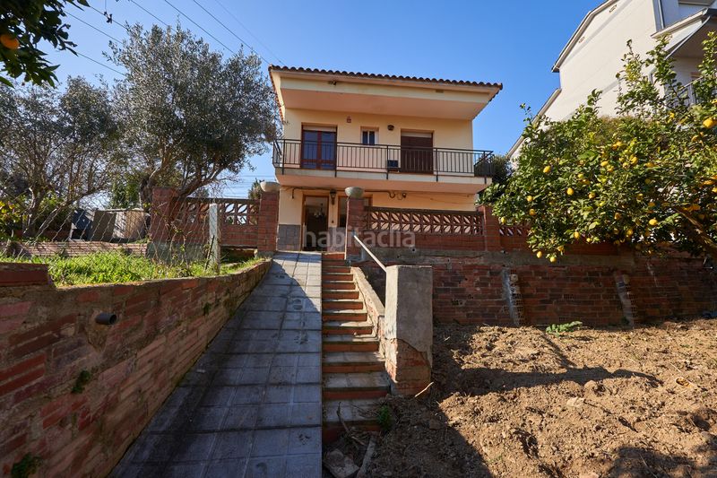 Foto f5f56ffb-e710-4cc6-8839-0e86016fa3e6. Casa amb piscina a Piera