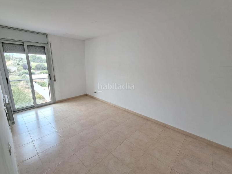 Foto 8b262ef3-5c63-4fad-85fa-48e9e6abad2b. Dúplex amb aparcament a Torrelavit