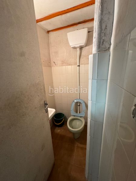 Foto 9359d0e3-5153-4fc2-9be8-10e6545d5203. Locale commerciale in carrer abat llort 6 in Valls
