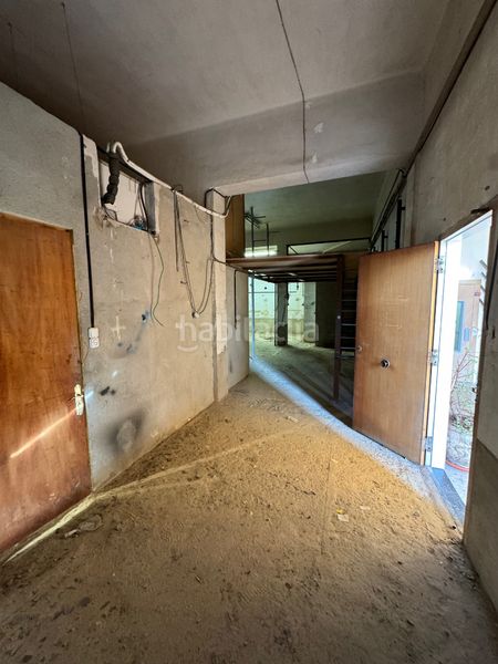Foto c1bbbaf4-11b9-4327-b62a-6ea132e6a581. Locale commerciale in carrer abat llort 6 in Valls