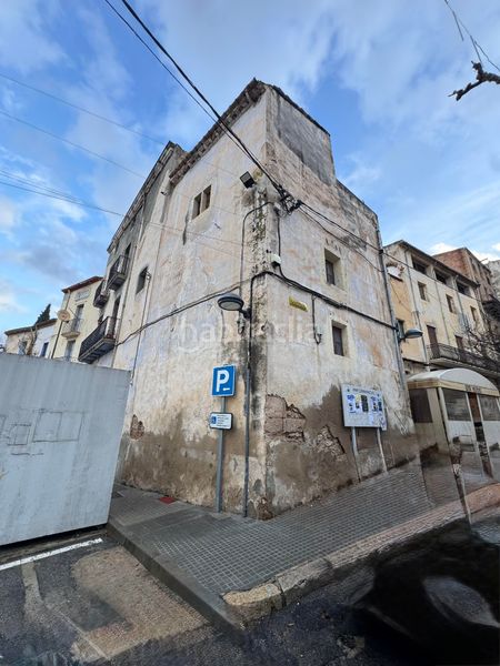 Foto e29b8717-a8fc-4b8c-a59a-e33eea898736. Masía en plaça dels arbres 8 casa històrica singular al centre en Vila-rodona