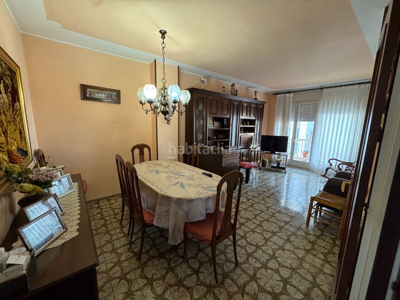 Foto 5aae636d-e25c-4f0f-a69d-15a172f08796. Piso en passeig de l'estació 36 pis molt ben situat ideal per famílies en Valls