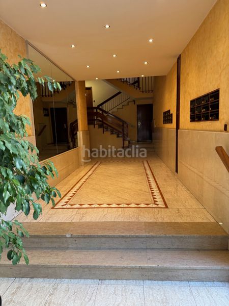 Foto 6ac256ae-dd77-455f-8627-cbfd2b4bb46e. Piso en passeig de l'estació 36 pis molt ben situat ideal per famílies en Valls